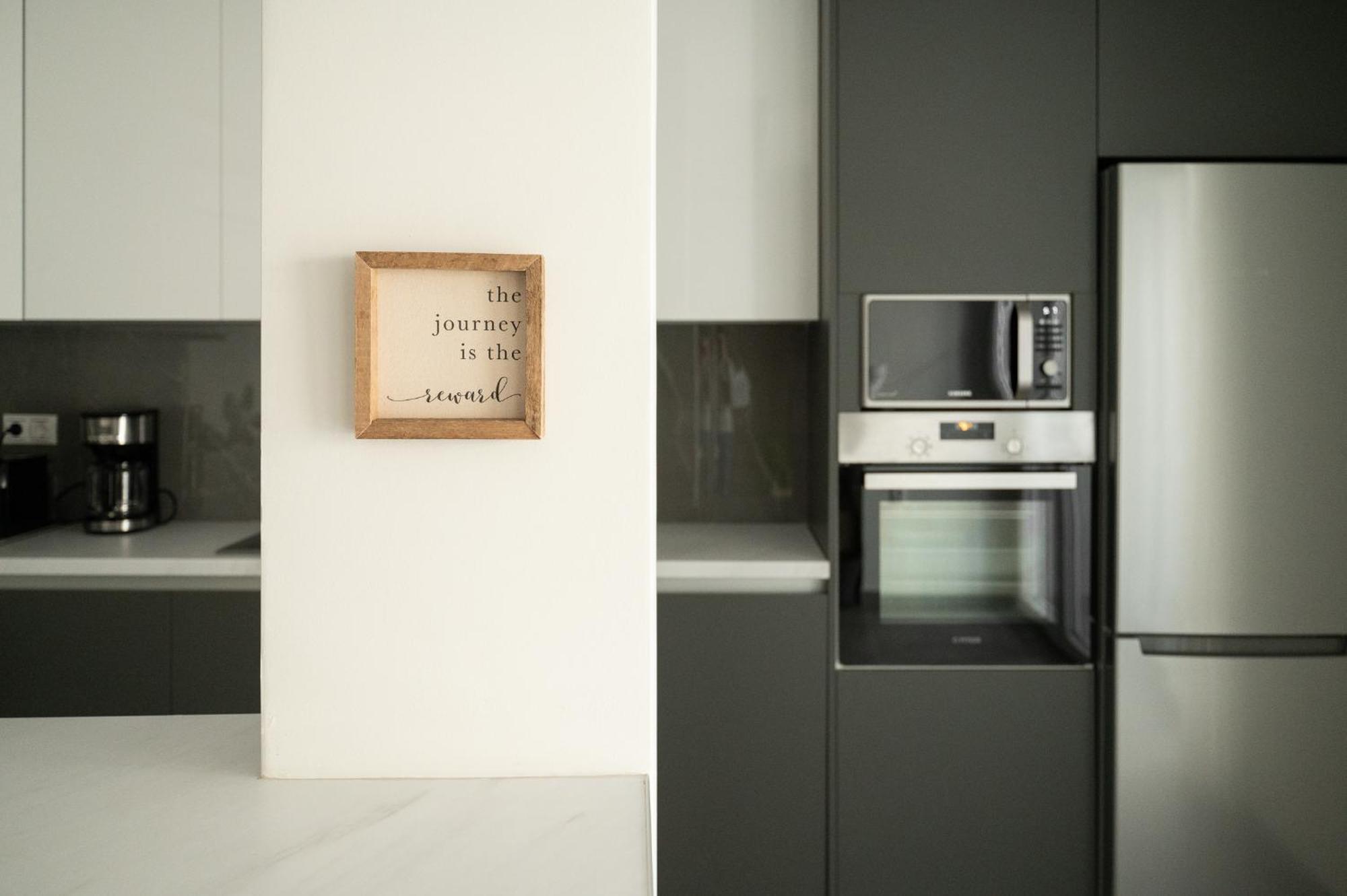 L' Horizon Luxury Living By 8Essentially كاندية المظهر الخارجي الصورة